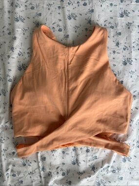 Athleta peach padded workout crop tank top size small